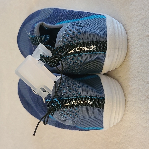 Speedo water shoes - Picture 4 of 8